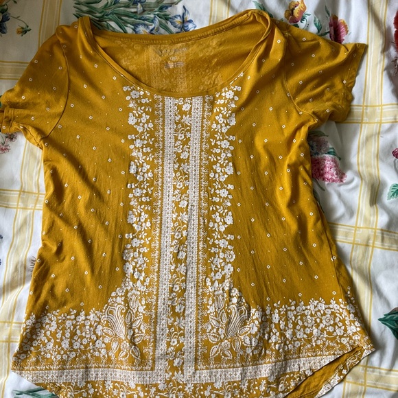 - Lucky Brand scoop neck tee - Picture 7 of 7